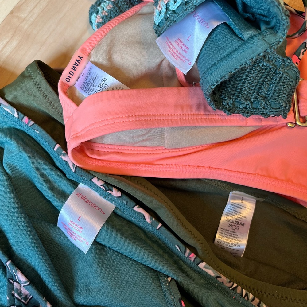 Bikini Bundle - Picture 2 of 7